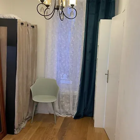 2 Pieces Proche Centre *